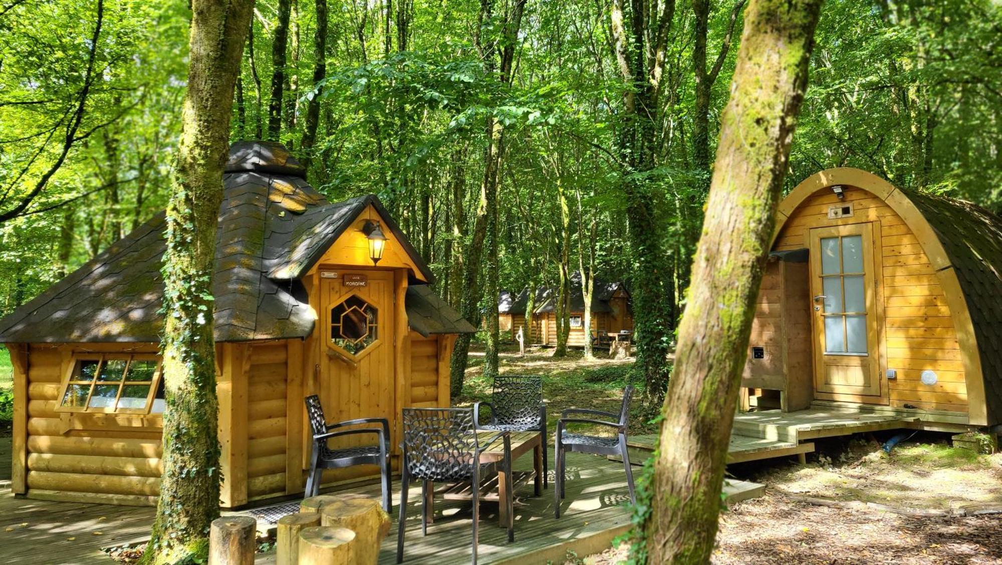 Le Domaine Insolite De Broceliande Paimpont Exterior foto