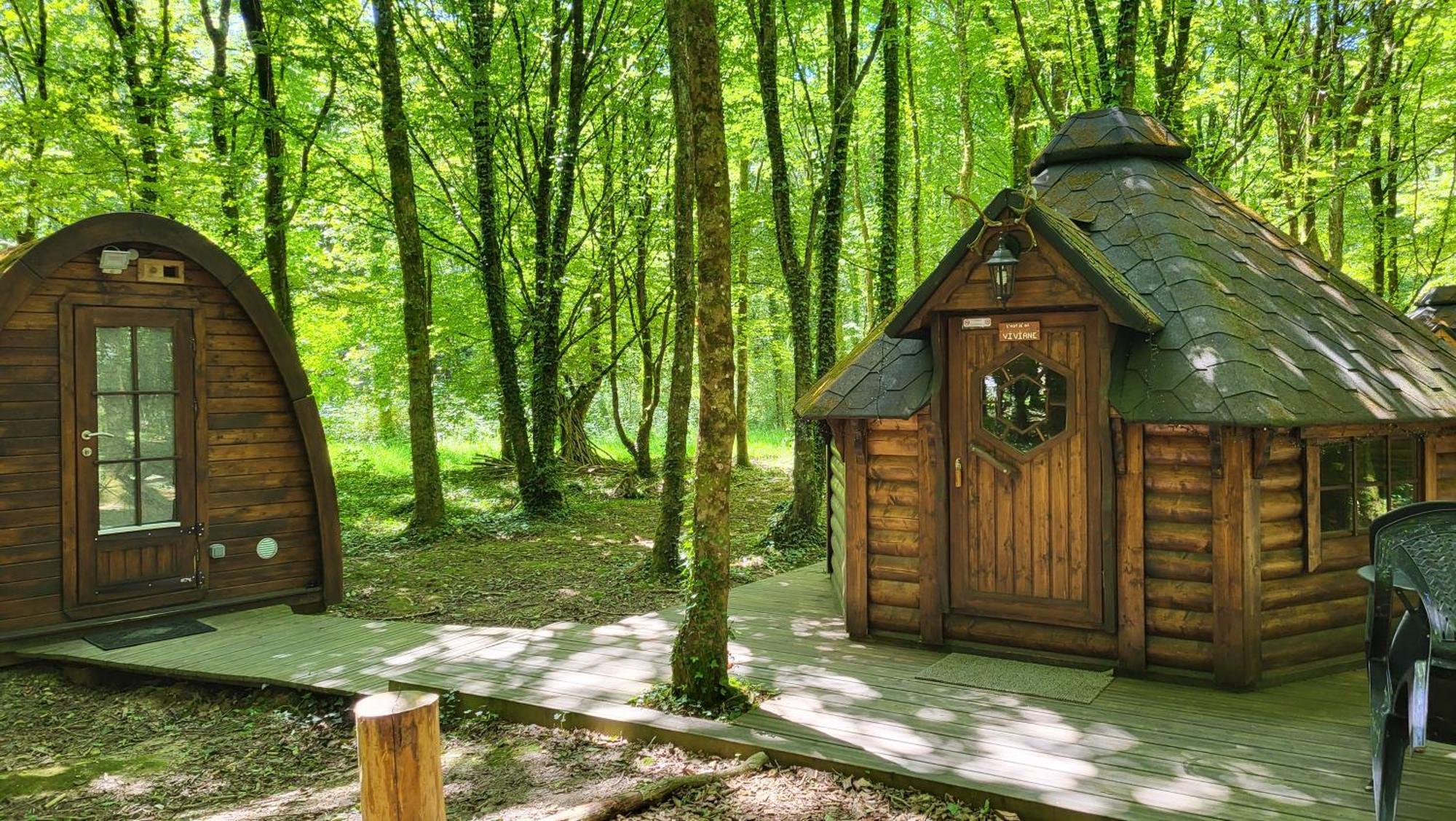 Le Domaine Insolite De Broceliande Paimpont Exterior foto